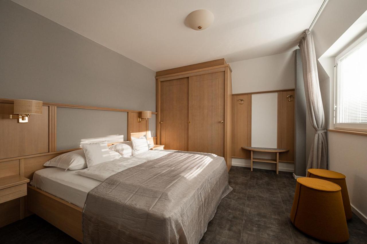Apartmenthotel Ritterhof Suites & Breakfast Schenna Eksteriør billede