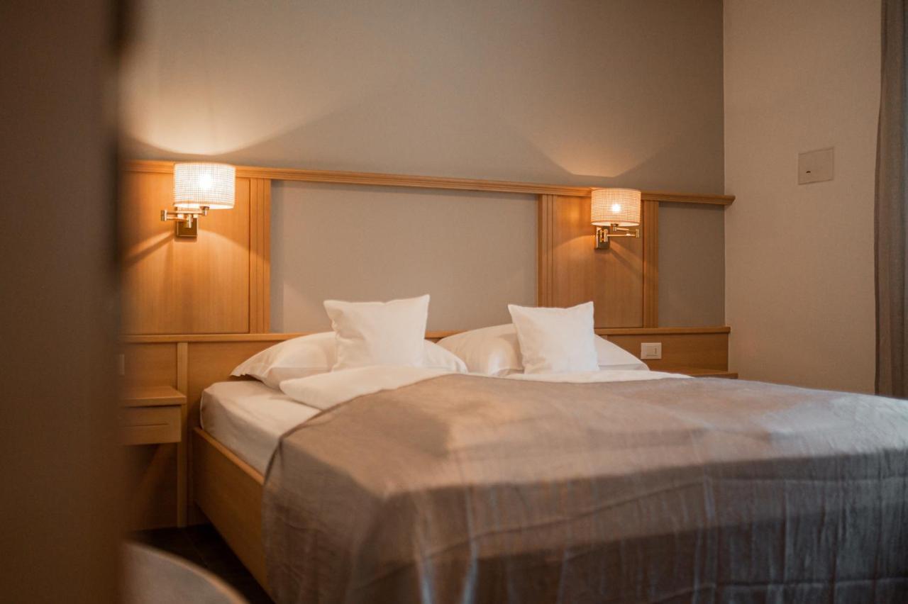 Apartmenthotel Ritterhof Suites & Breakfast Schenna Eksteriør billede