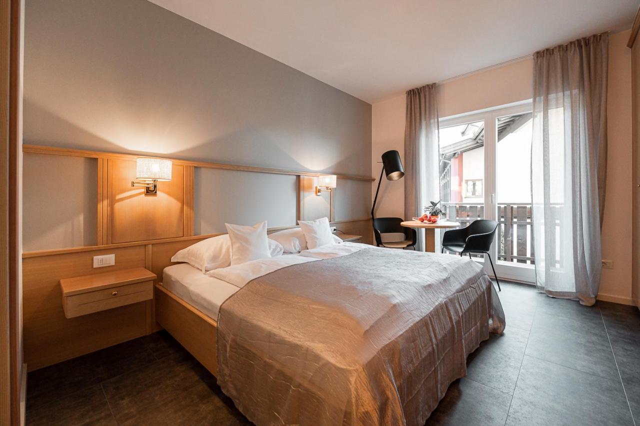 Apartmenthotel Ritterhof Suites & Breakfast Schenna Eksteriør billede